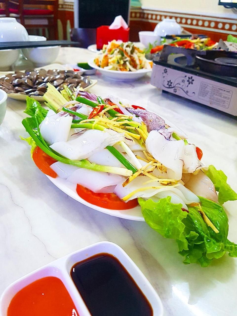 Nha Nghi Viet Khanh Ха Лонг Екстериор снимка