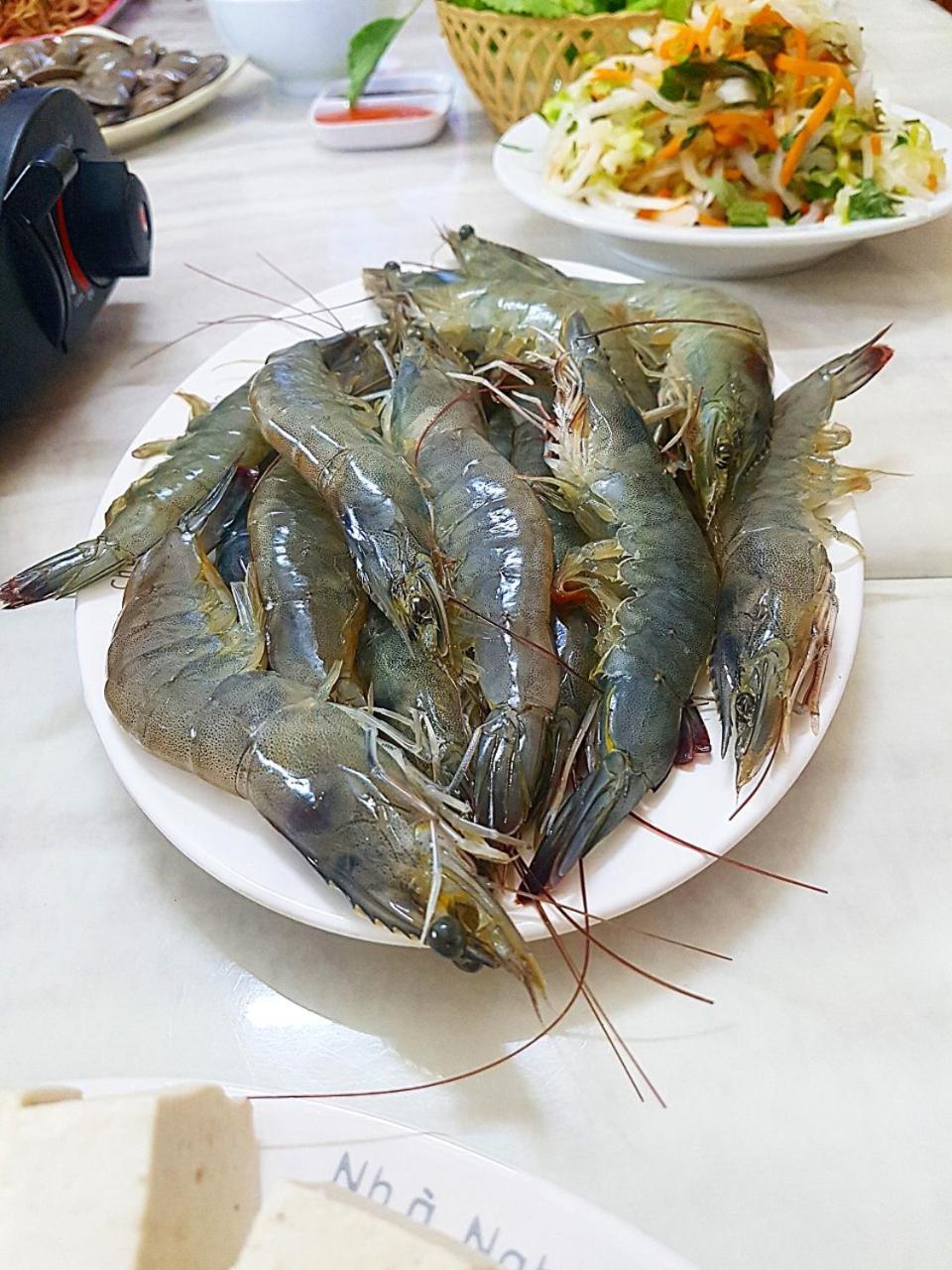 Nha Nghi Viet Khanh Ха Лонг Екстериор снимка